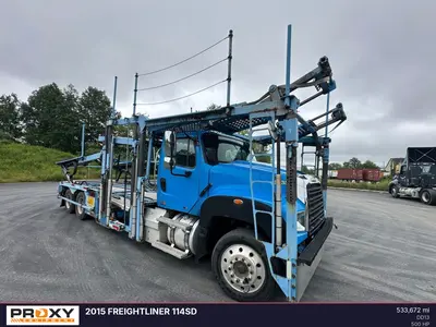 2015 FREIGHTLINER 114SD - view 2 of 27