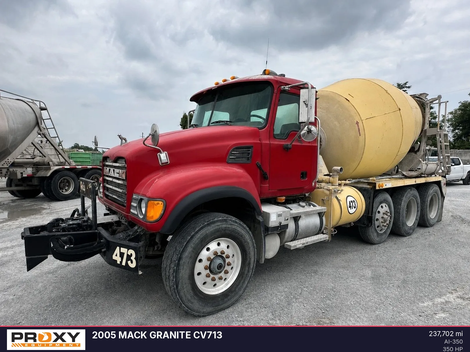 2005 MACK GRANITE CV713
