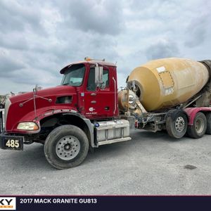2017 MACK GRANITE GU813 - view 2 of 45