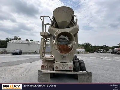 2017 MACK GRANITE GU813 - view 11 of 45