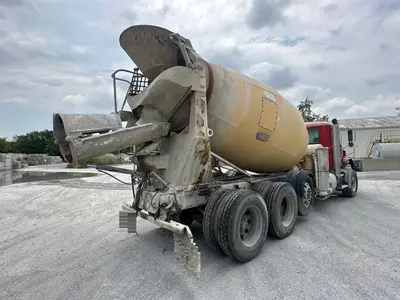 2017 MACK GRANITE GU813 - view 9 of 45