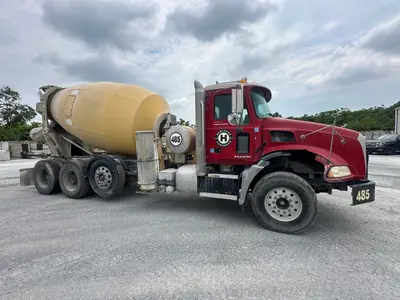 2017 MACK GRANITE GU813 - view 7 of 45