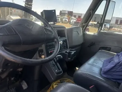 2008 INTERNATIONAL WORKSTAR 7600 - view 18 of 30