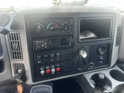 2008 INTERNATIONAL WORKSTAR 7600 - view 13 of 30