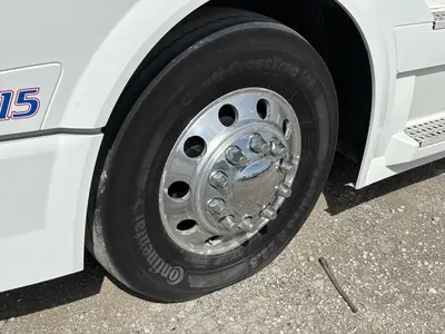 2016 VOLVO VNL64T300 - view 9 of 50