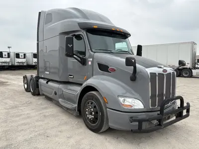 2020 PETERBILT 579 - view 7 of 50