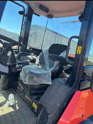 2023 KUBOTA R640 - view 16 of 21