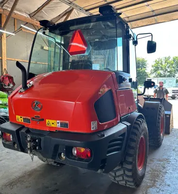2023 KUBOTA R640 - view 10 of 21