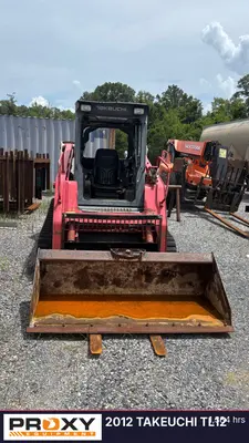 2012 TAKEUCHI TL12 - view 3 of 10
