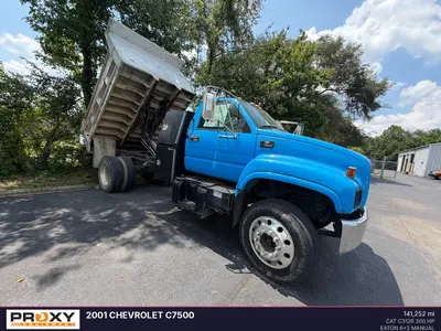 2001 CHEVROLET C7500 - view 3 of 24