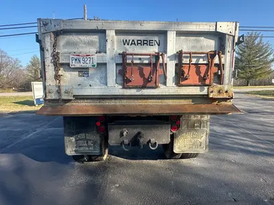 2001 CHEVROLET C7500 - view 10 of 24