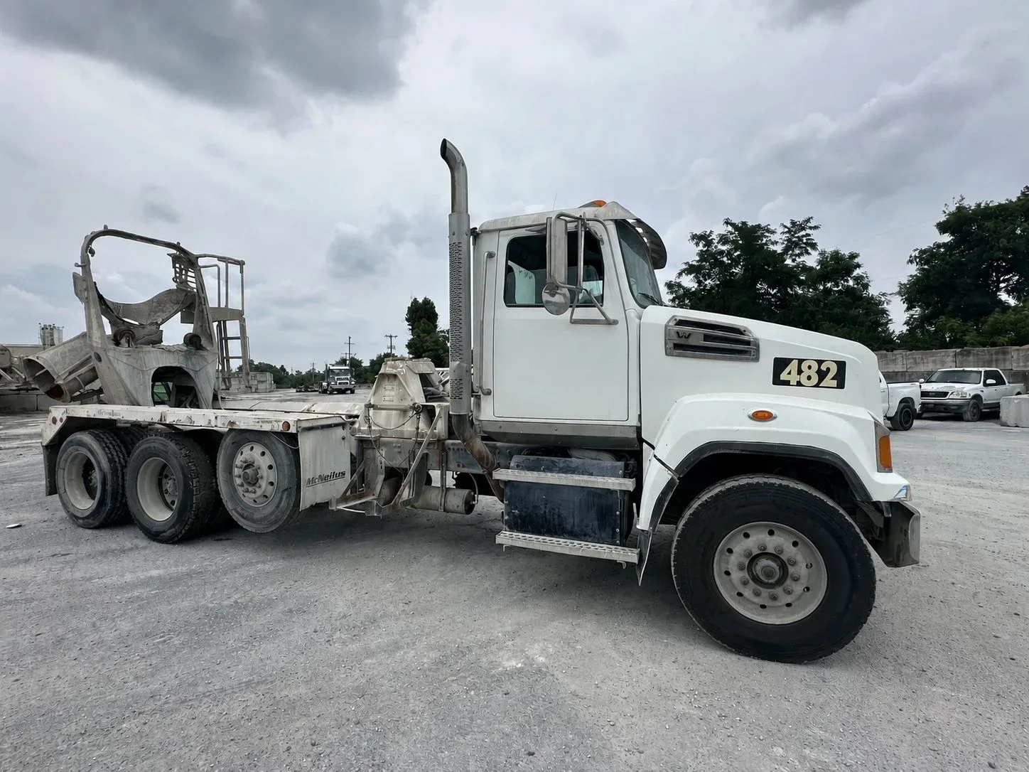 2016 WESTERN STAR 4700 SF