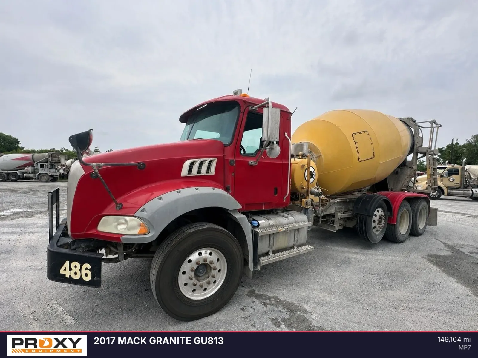 2017 MACK GRANITE GU813
