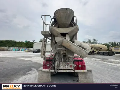 2017 MACK GRANITE GU813 - view 9 of 46