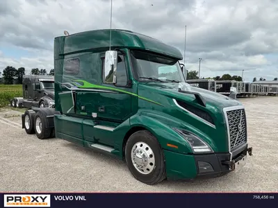 2019 Volvo VNL - view 3 of 32