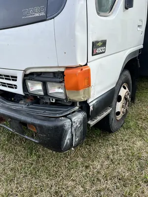 2003 CHEVROLET W4500 - view 9 of 30
