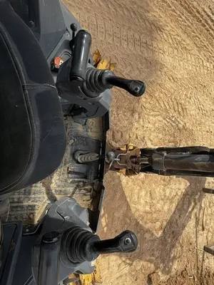 2015 Deere 310SL - view 13 of 28