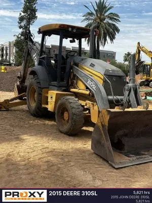 2015 Deere 310SL - view 3 of 28