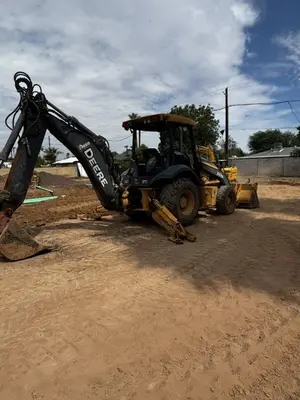 2015 Deere 310SL - view 8 of 28