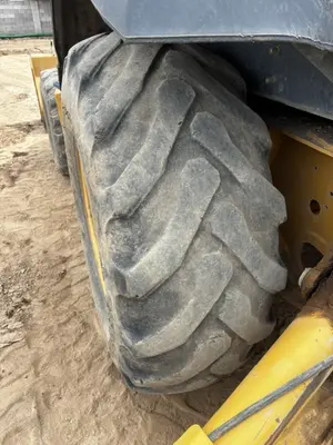 2015 Deere 310SL - view 20 of 28