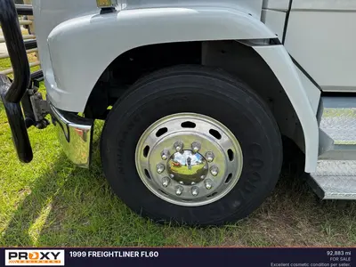 1999 FREIGHTLINER FL60 - view 3 of 39