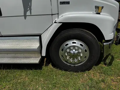 1999 FREIGHTLINER FL60 - view 5 of 39