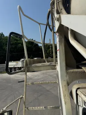 2023 TEREX FD4000 - view 17 of 33