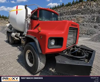 1997 Mack DM690S - view 3 of 33