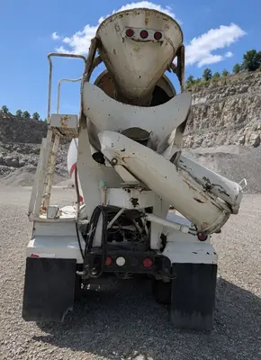 1997 Mack DM690S - view 13 of 33
