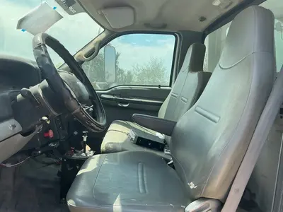 2009 Ford F750 SUPER DUTY - view 11 of 14