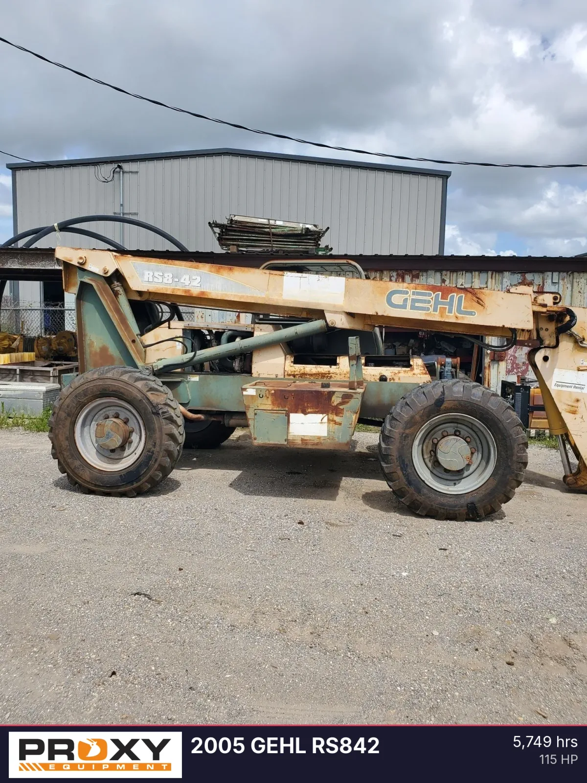 2005 GEHL RS842