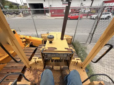 1986 Caterpillar D3B - view 11 of 18