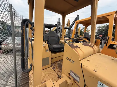 1986 Caterpillar D3B - view 7 of 18