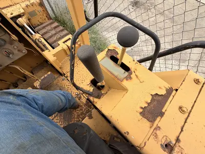 1986 Caterpillar D3B - view 8 of 18
