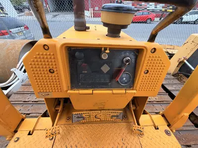 1988 Deere 450G - view 10 of 19