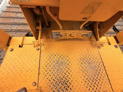 1988 Deere 450G - view 11 of 19