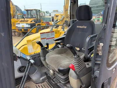 2012 KOMATSU PC88MR-8 - view 12 of 30
