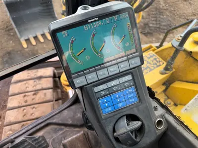 2012 KOMATSU PC88MR-8 - view 15 of 30