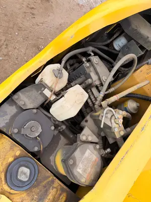 2012 KOMATSU PC88MR-8 - view 19 of 30