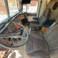 1992 FREIGHTLINER FLD120 - view 16 of 44