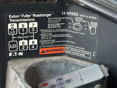 1992 FREIGHTLINER FLD120 - view 12 of 44