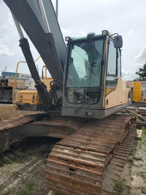 2011 VOLVO EC290CLR - view 3 of 10