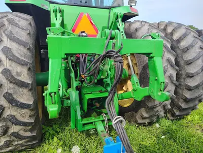 1997 JOHN DEERE 8300 - view 9 of 13