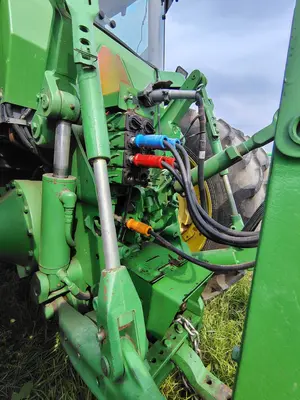 1997 JOHN DEERE 8300 - view 7 of 13