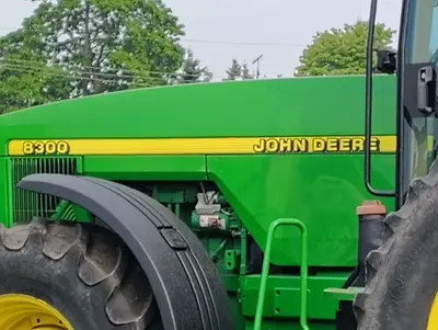 1997 JOHN DEERE 8300 - view 11 of 13