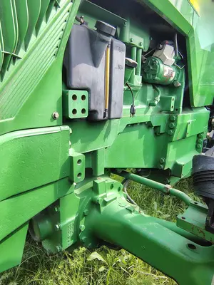 1997 JOHN DEERE 8300 - view 12 of 13