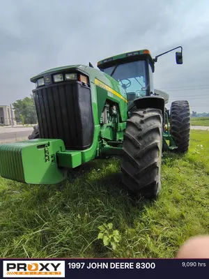 1997 JOHN DEERE 8300 - view 3 of 13