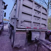 1997 PETERBILT 357 Quad Axle Dump Truck - view 13 of 40