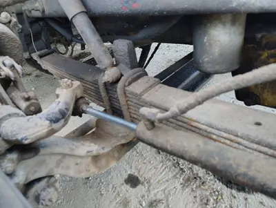 1997 PETERBILT 357 Quad Axle Dump Truck - view 17 of 40