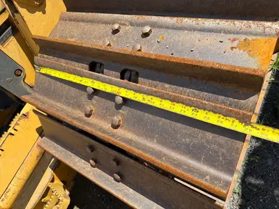 2005 DEERE 650J LGP - view 6 of 8